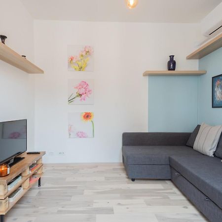 Old Court Hideaway By Rent All קומו מראה חיצוני תמונה